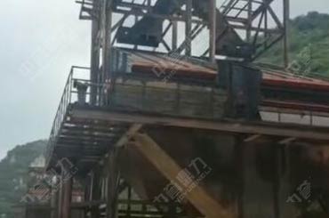 碎石生产线基础施工现场视频