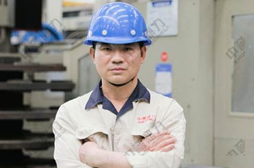 鼎力工匠人物宣传介绍——范顺喜