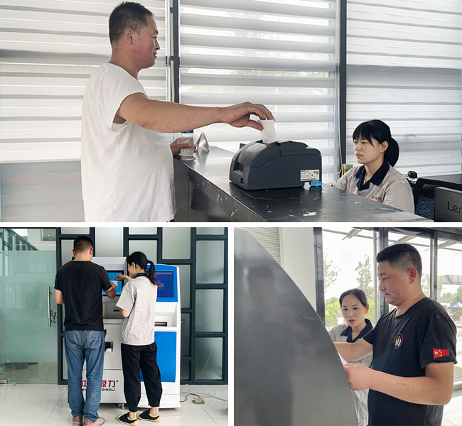 接待中心工作人员指导开票.jpg