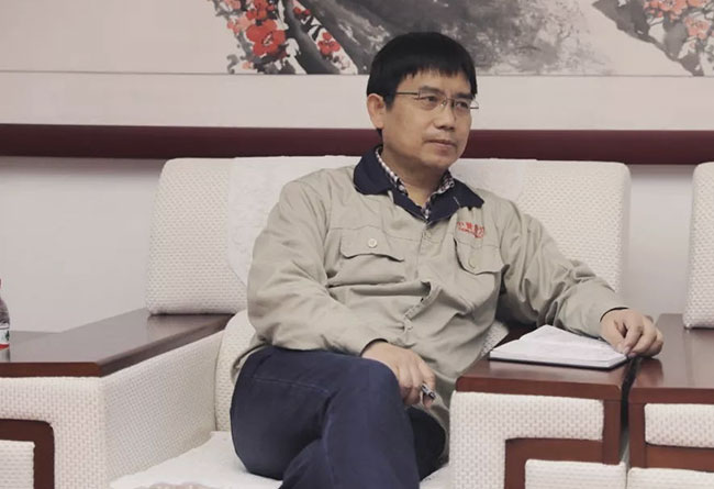 卫辉市委书记梁常运等导考察调研中誉鼎力智能矿山管理系统应用情况