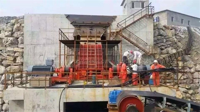 山西吕梁锤式破碎机使用现场
