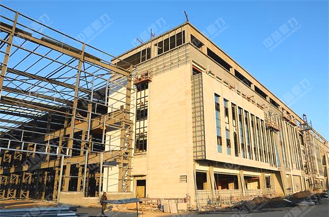 用于生产石头加工设备的新基地即将投产