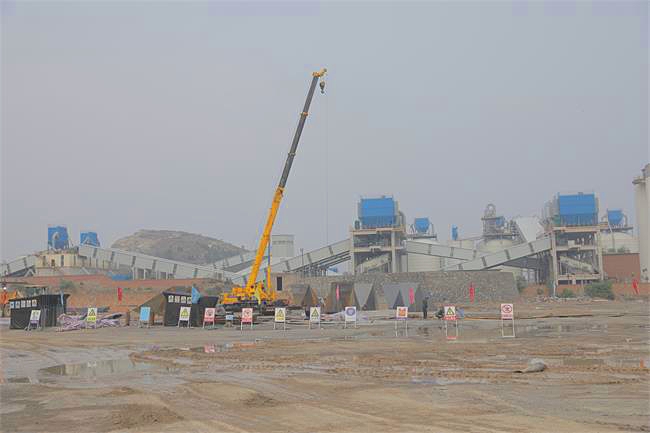 采石场施工现场