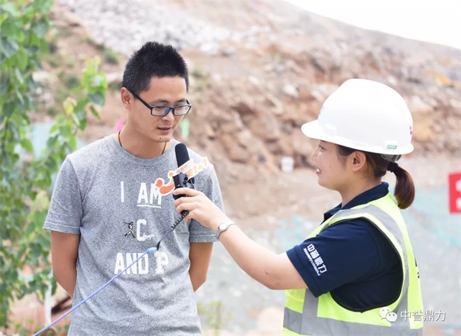 生产线现场采访山里建材负责人