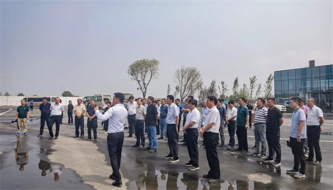 卫辉蓝天环保材料公司现场