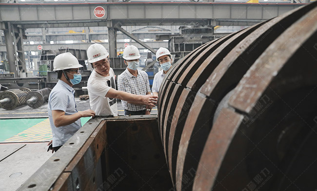 实地参观中誉鼎力智能化一体生产车间